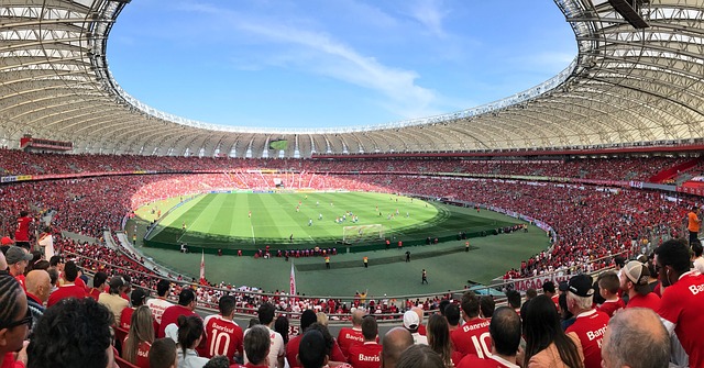 2-0！五大联赛最猛队诞生：三线连续18场不败，同时领跑英超+欧冠