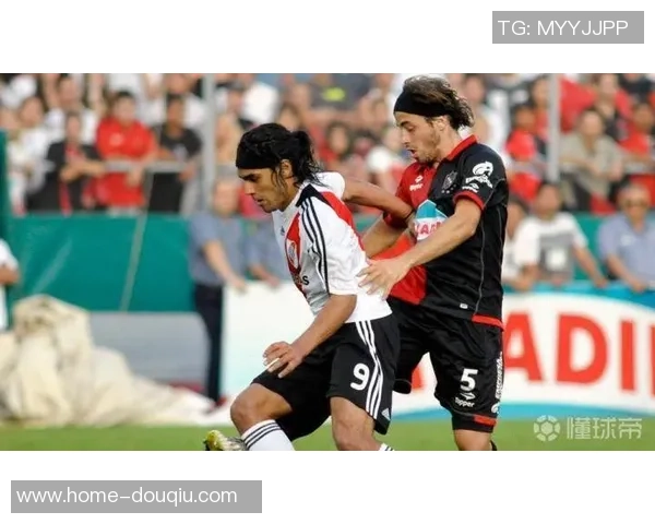 图库曼竞技与河床精彩对决直播全程回顾及赛后分析 图库曼竞技与河床精彩对决直播全程回顾及赛后分析