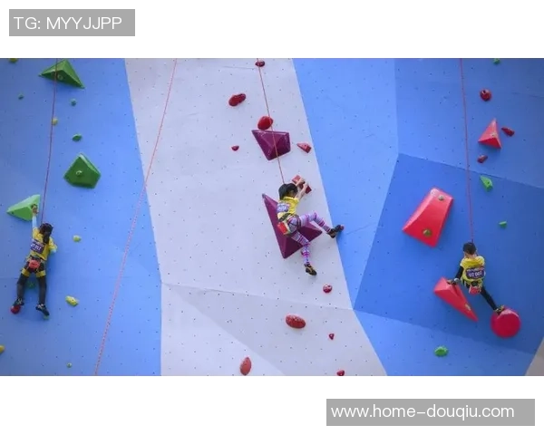 攀岩精神:深入了解上海攀岩队的团队协作与挑战之旅 攀岩精神:深入了解上海攀岩队的团队协作与挑战之旅